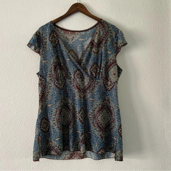 Retro Paisley Light Top Short Sleeve Blouse Size XL Wrap Neckline V-Neck - Picture 5 of 5